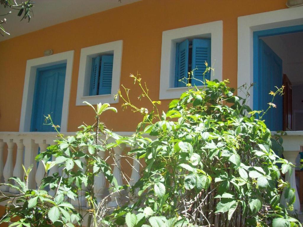 Vania Gardenos Appartement Vitaládes