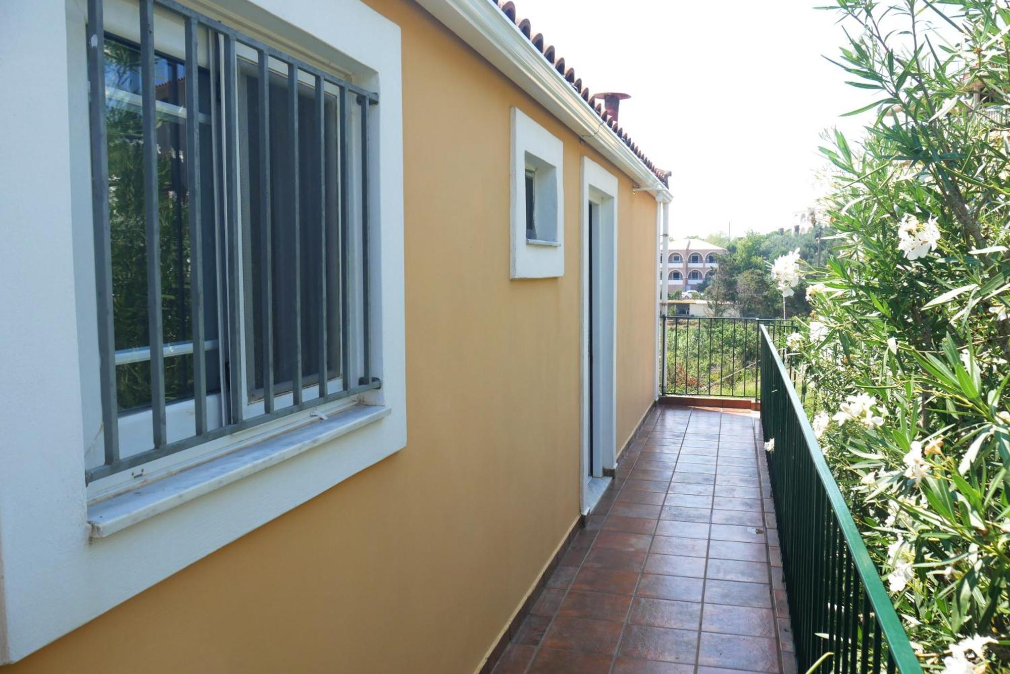 Vania Gardenos Appartement *